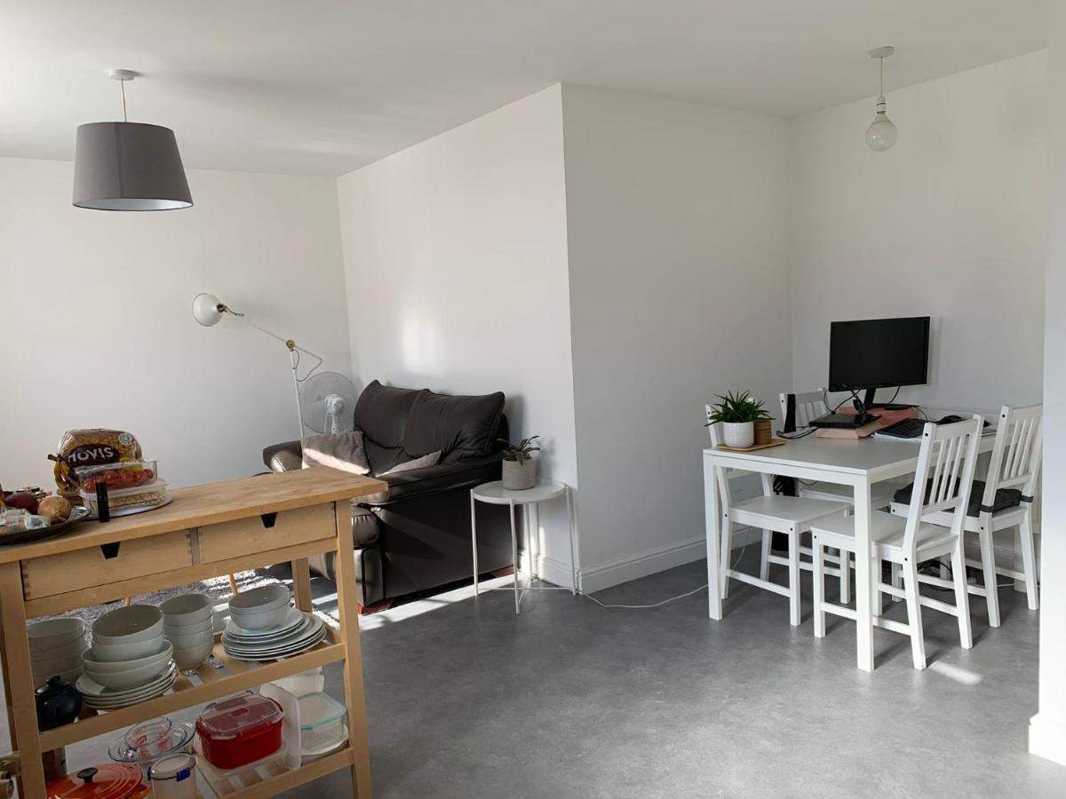 Bright, Chilled Ensuite Db Room In A Shared Flat! London Bagian luar foto