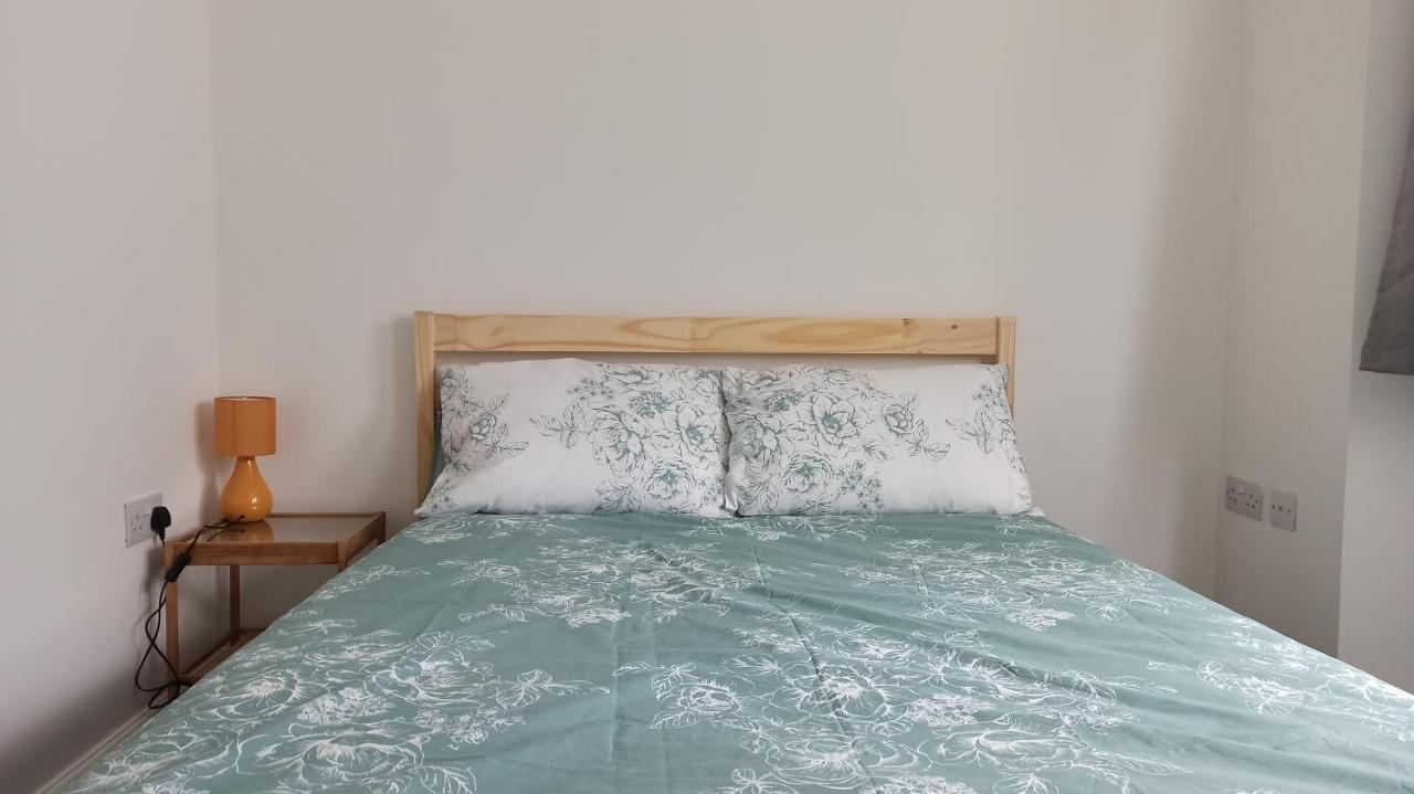 Bright, Chilled Ensuite Db Room In A Shared Flat! London Bagian luar foto